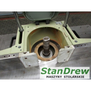 Frezarka dolnowrzecionowa SCM T 130