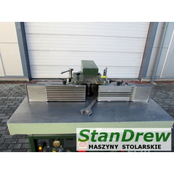 Frezarka dolnowrzecionowa SCM T 130