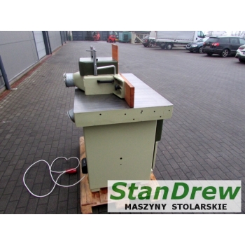 Frezarka dolnowrzecionowa SCM T 130