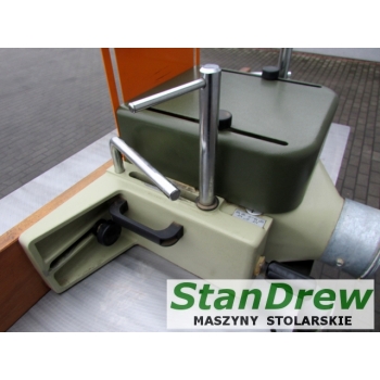 Frezarka dolnowrzecionowa SCM T 130