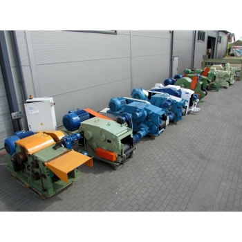 Rębak zasypowy REINBOLD AZR 600