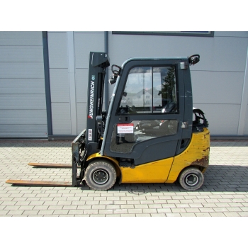 Wózek widłowy Jungheinrich DFG 320