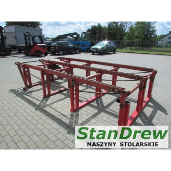 Podajnik do drewna MRD 4000