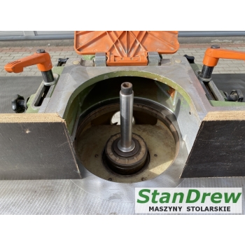 Frezarka dolnowrzecionowa SCM T130