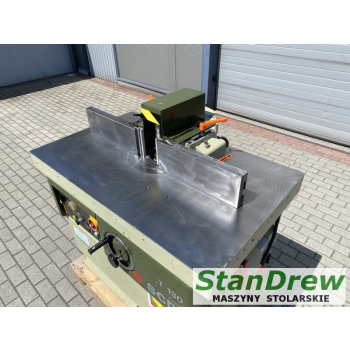 Frezarka dolnowrzecionowa SCM T130