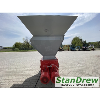 Rębak zasypowy REINBOLD RMZ 700S  2x 18.5kW