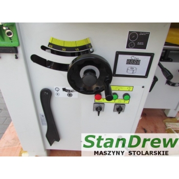 Maszyna wieloczynnościowa typ CF315/410-2000